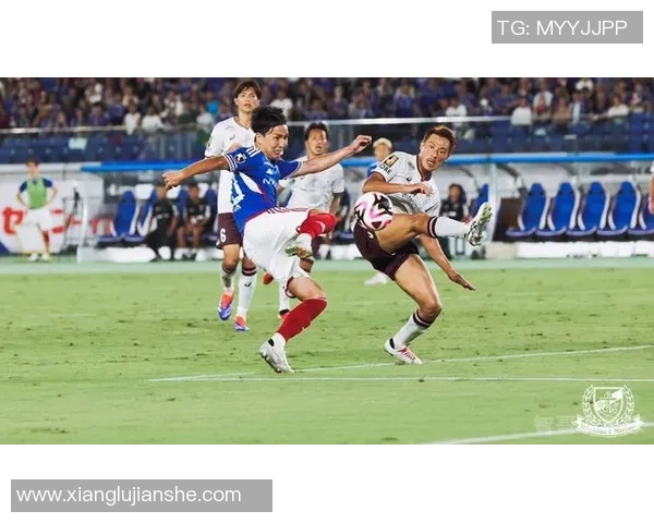 万卡仁沙万与阿尔札赫的精彩对决揭示足球战术的博弈与激情