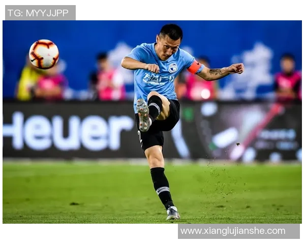 大连一方对阵上海申花精彩直播全程回顾与赛后分析